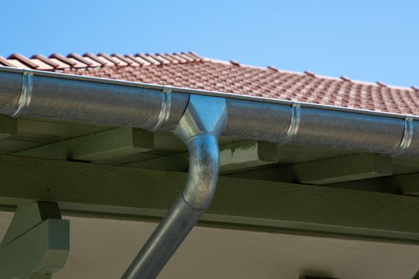 Eavestrough Repair in Ooltewah