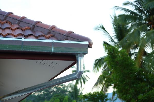 Stainless Gutters Installation in Ooltewah
